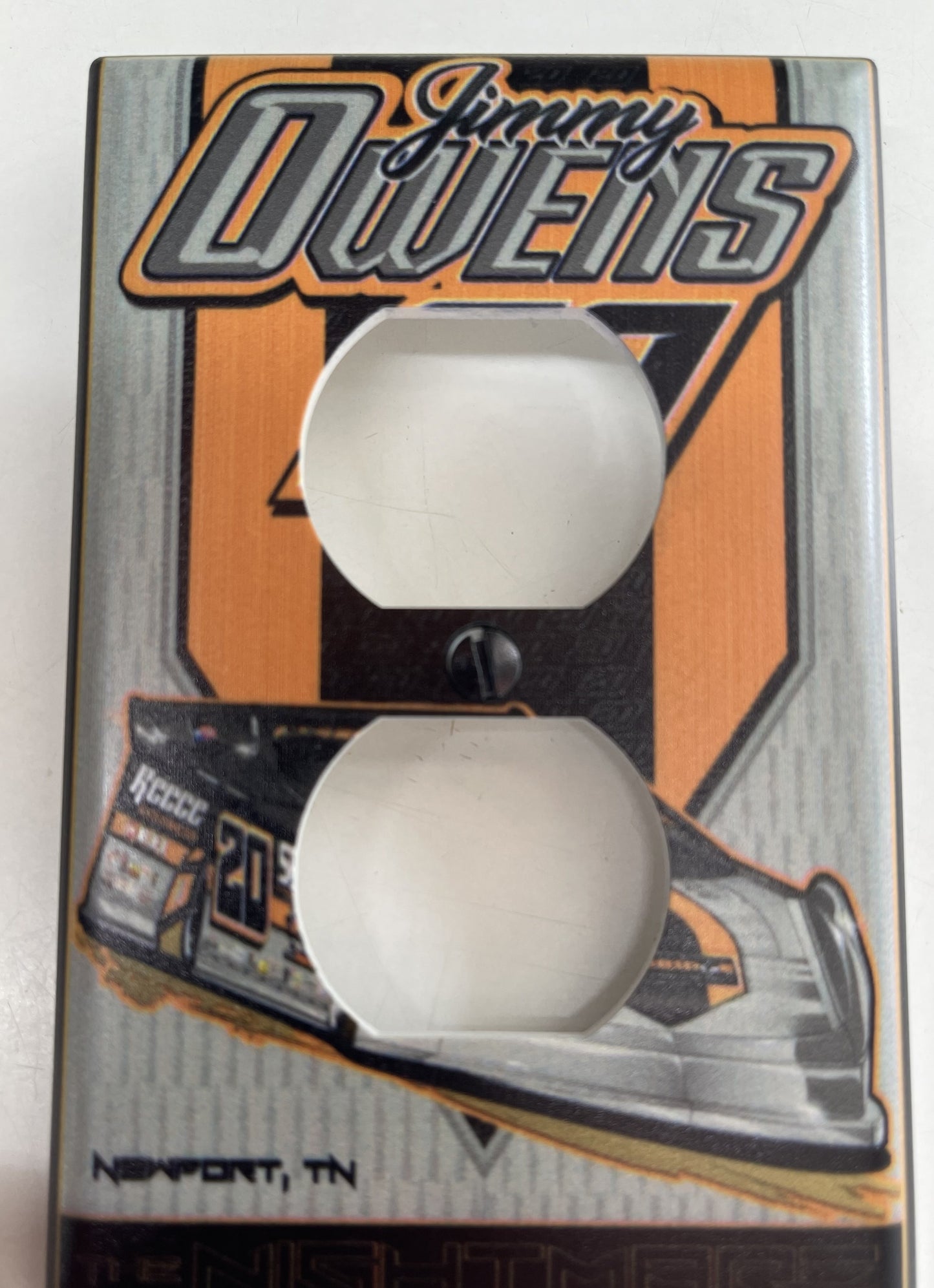M2312 - 2023 Jimmy Owens Outlet Cover